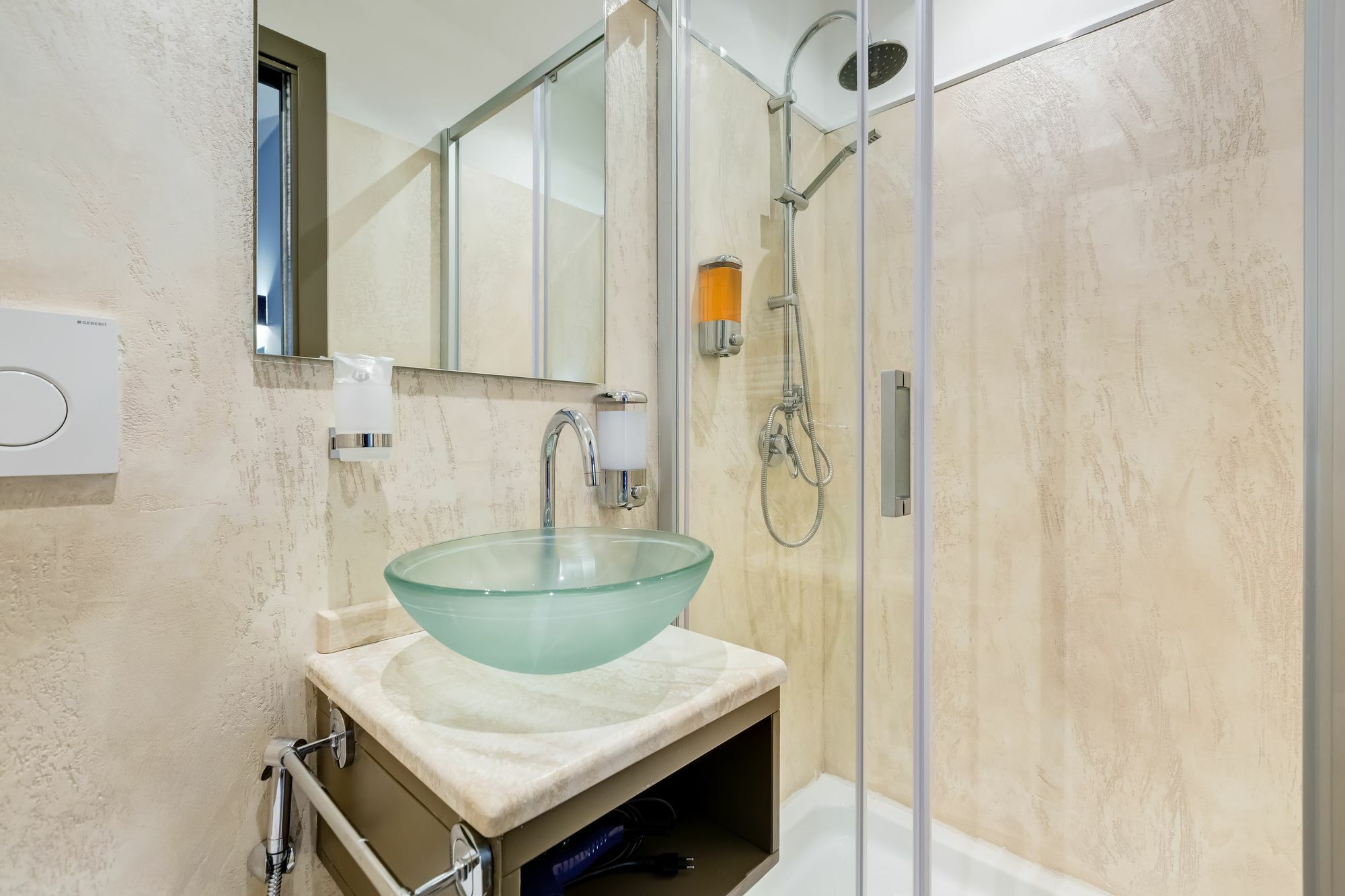 Gasthof Easy Budget Colosseo 3*