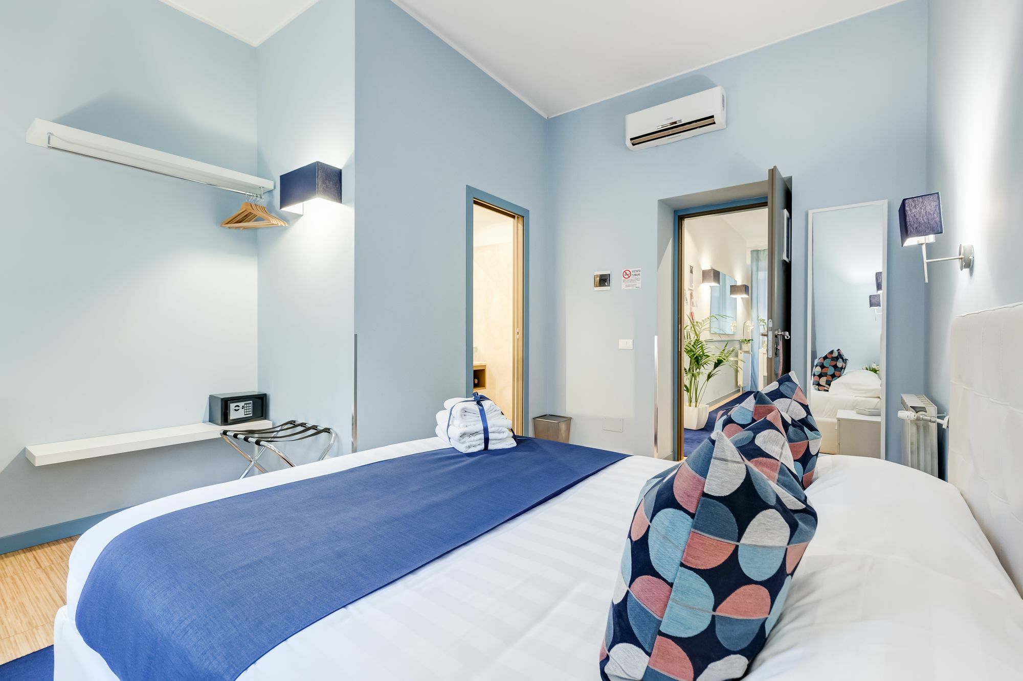 Easy Budget Colosseo Guest house Rome
